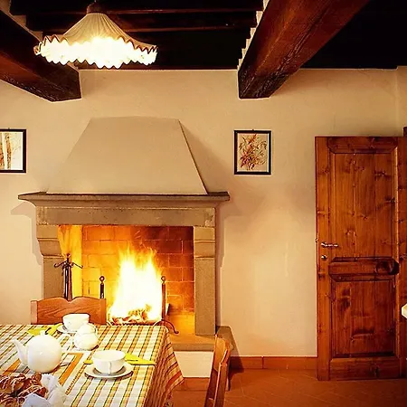 Borgo D'usciano בית חווה
